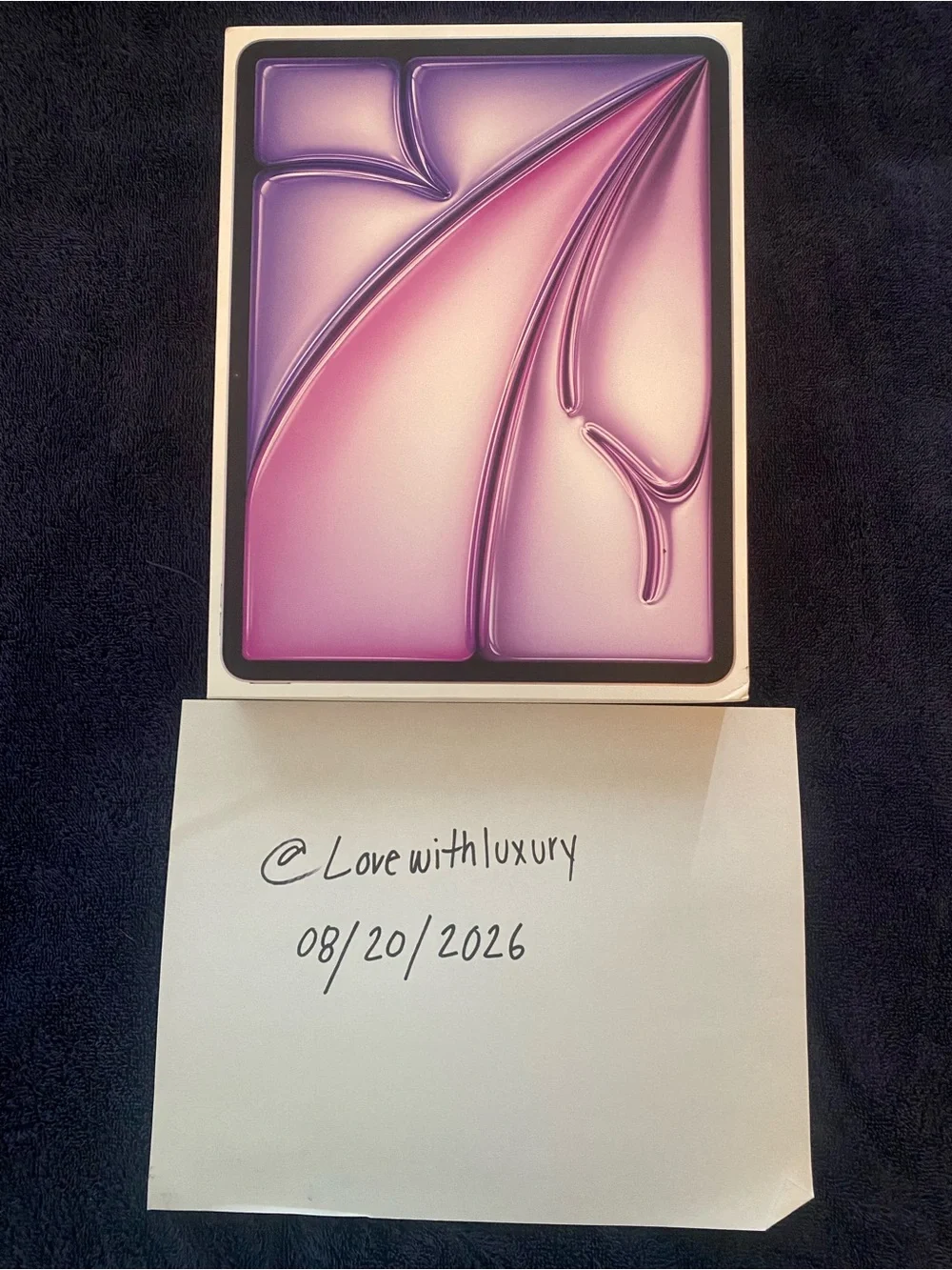 iPad Air 13 inch M4 Wi-Fi + cellular